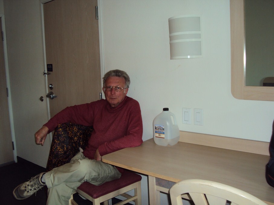 hotel (2) (Copier).JPG
